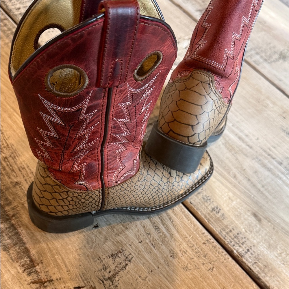 Kids Two-Tone Brown and Red Pull-On Western Boots - Picture 10 of 16